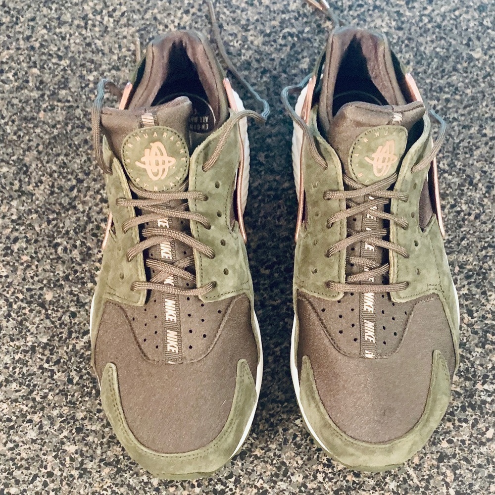Nike Air Huarache! - Picture 7 of 8